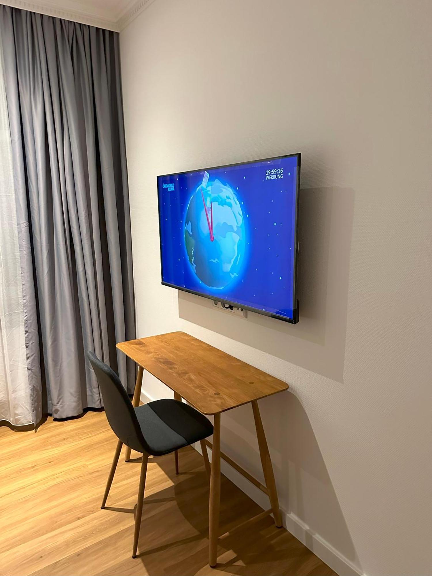 Apartment In Bad Wilhelmshoehe Mit Grossem Balkon Im Gruenen Und Kostenfreien Parkplaetzen カッセル エクステリア 写真