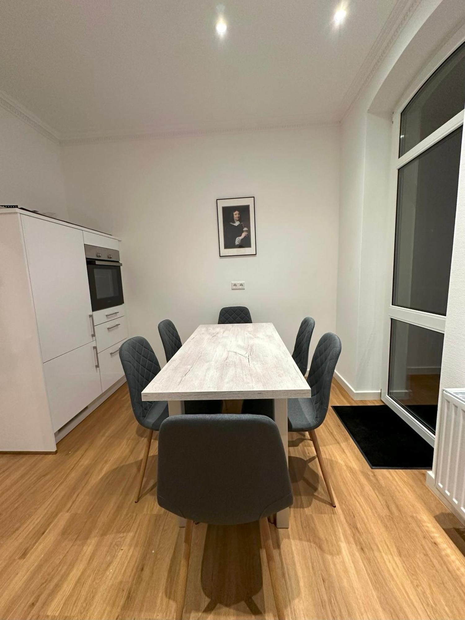 Apartment In Bad Wilhelmshoehe Mit Grossem Balkon Im Gruenen Und Kostenfreien Parkplaetzen カッセル エクステリア 写真